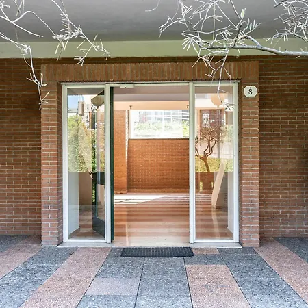 شقة Newly Apt, Free Big Garage, Self Check-in & Access